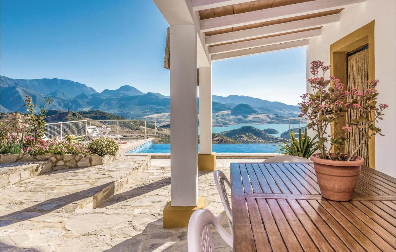 Awesome Home In Cadiz With Swimming Pool El Gastor Εξωτερικό φωτογραφία