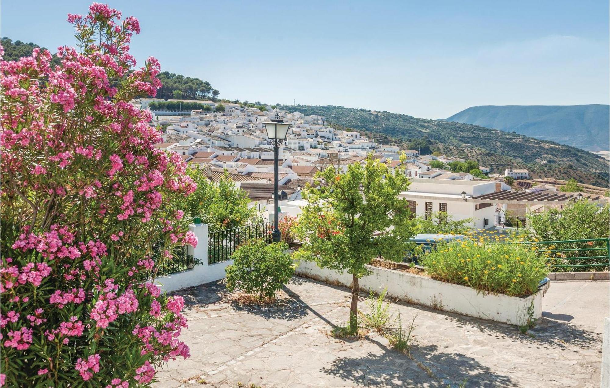 Awesome Home In Cadiz With Swimming Pool El Gastor Εξωτερικό φωτογραφία